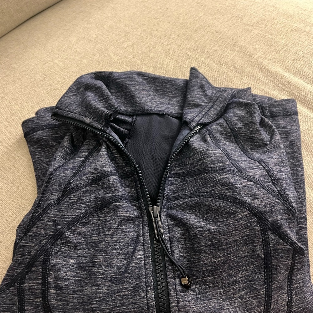 Lululemon Define Jacket - Picture 2 of 4